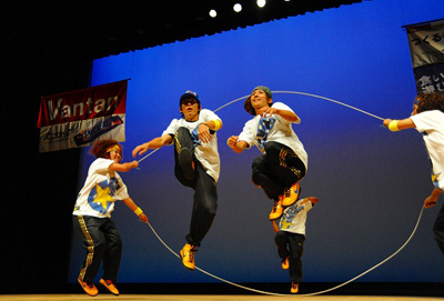 100927_ddd_jump_west2.jpg